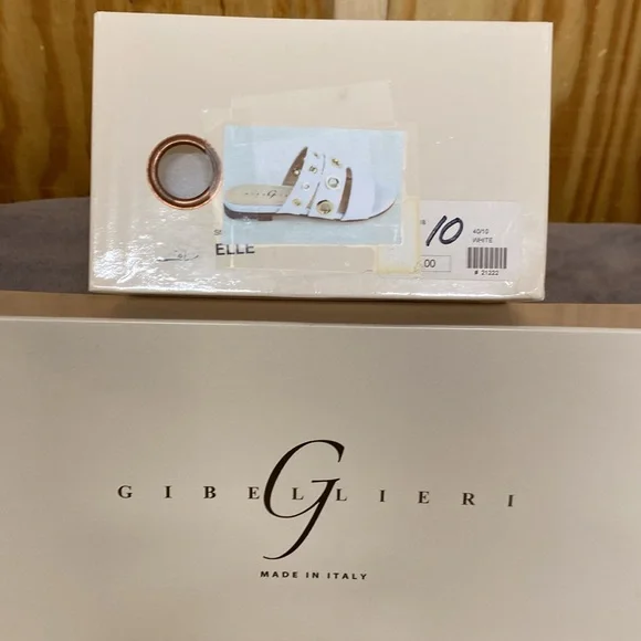 White Italian leather sandals - Picture 6 of 8